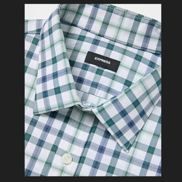 *NWT*  Plaid Wrinkle-Resistant Everyday Performance Dress Shirt- Size Medium - Picture 2 of 2